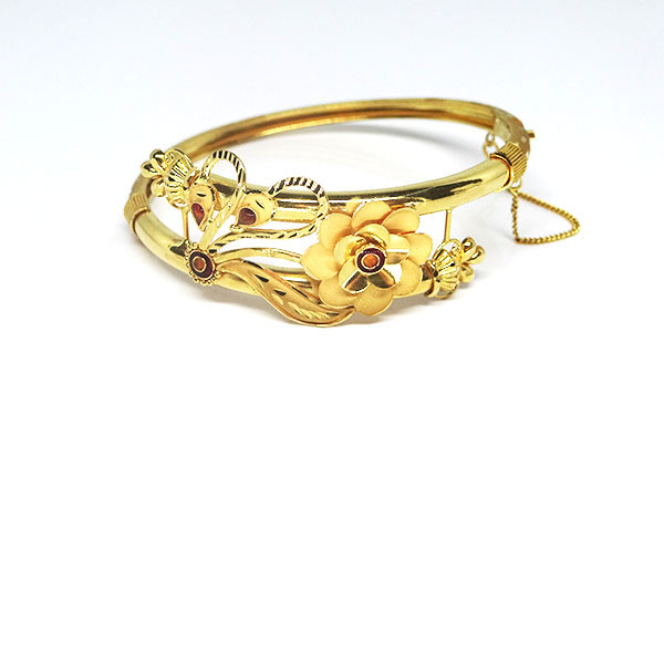 Floral Design Bangle